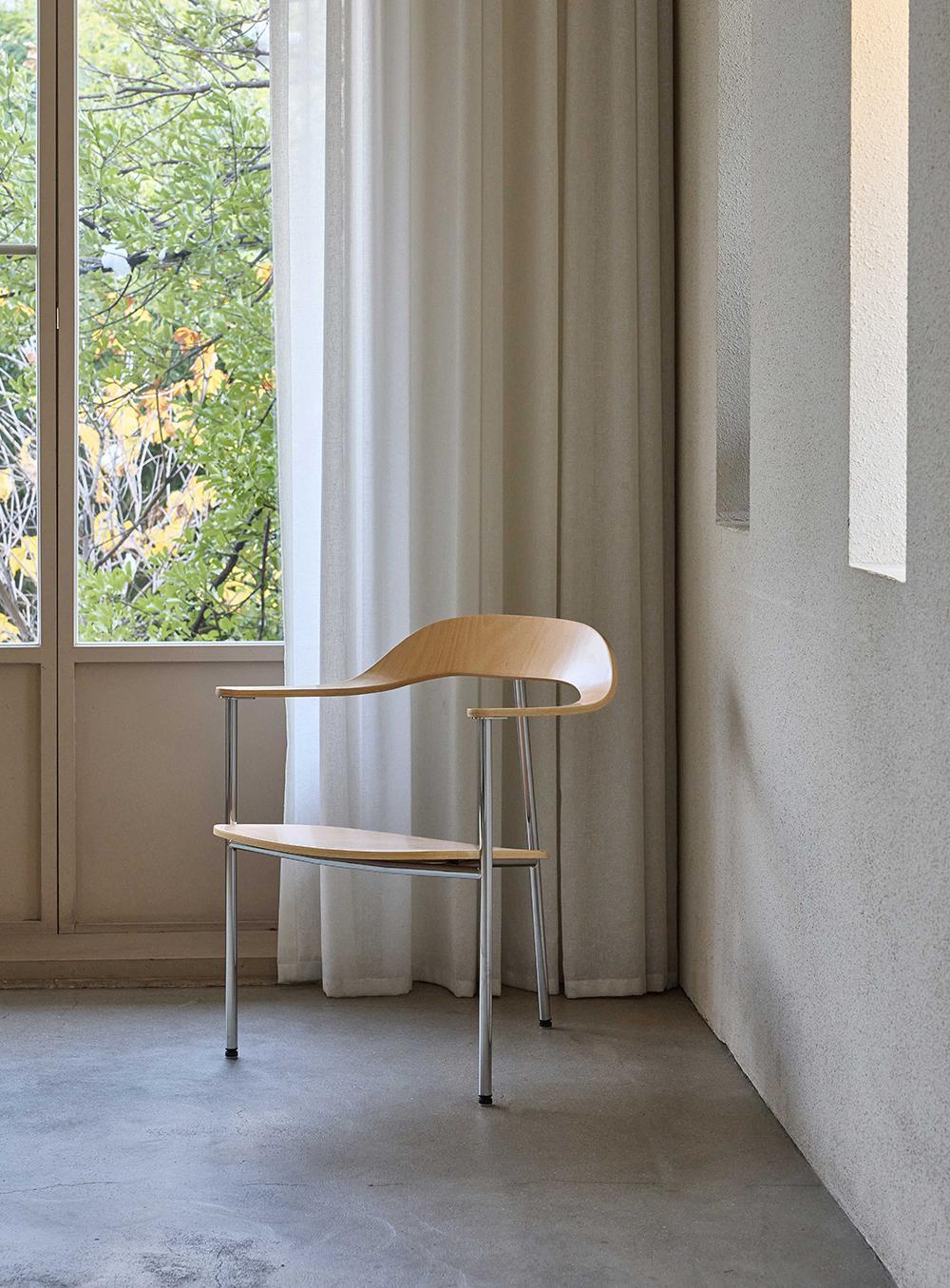 Note Lounge Chair
