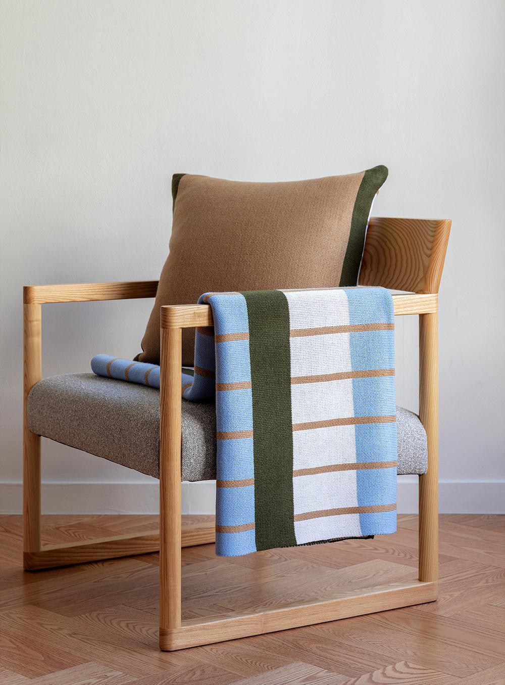 Grid Cushion