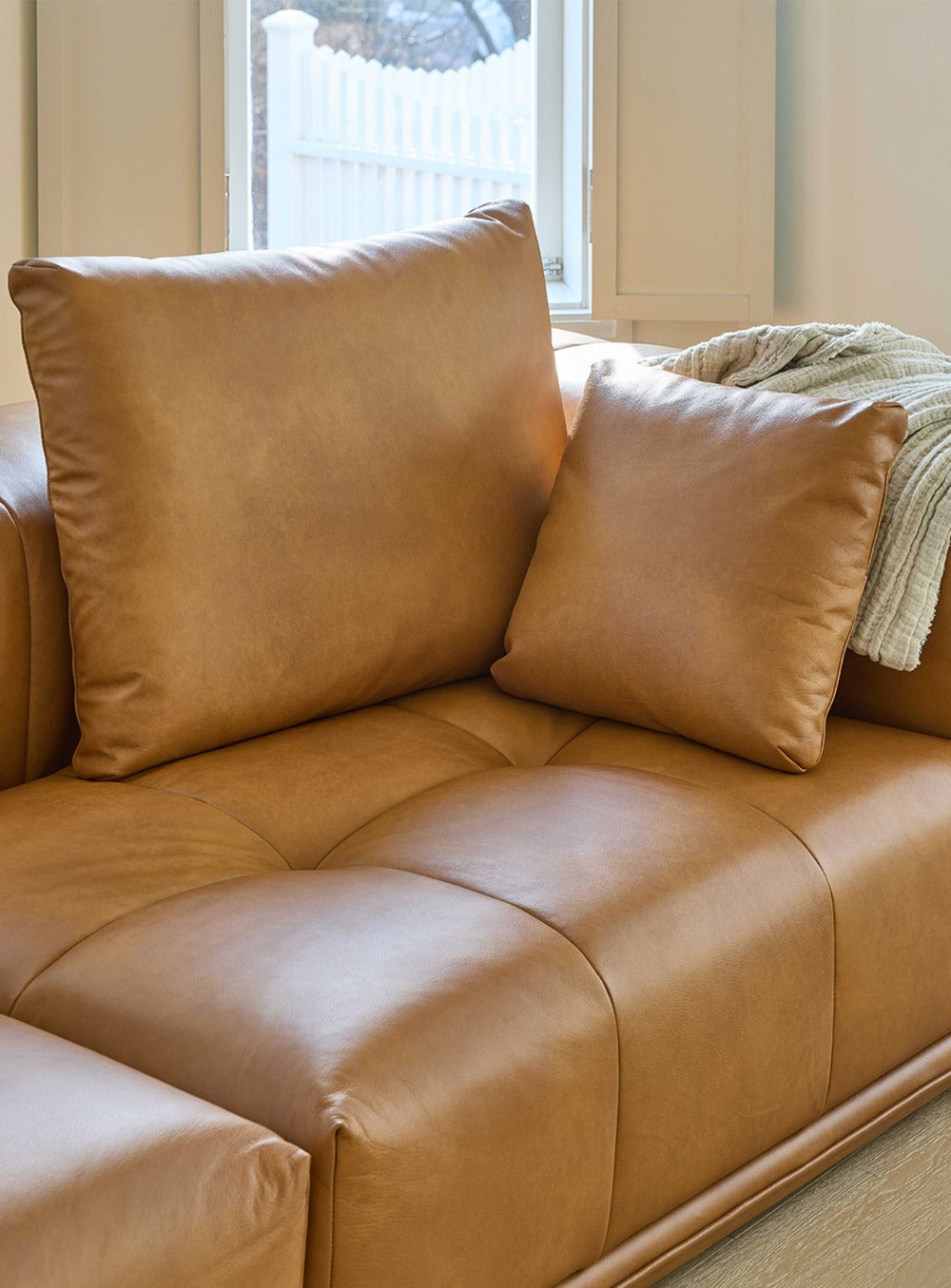 Tarte Cushion - Leather