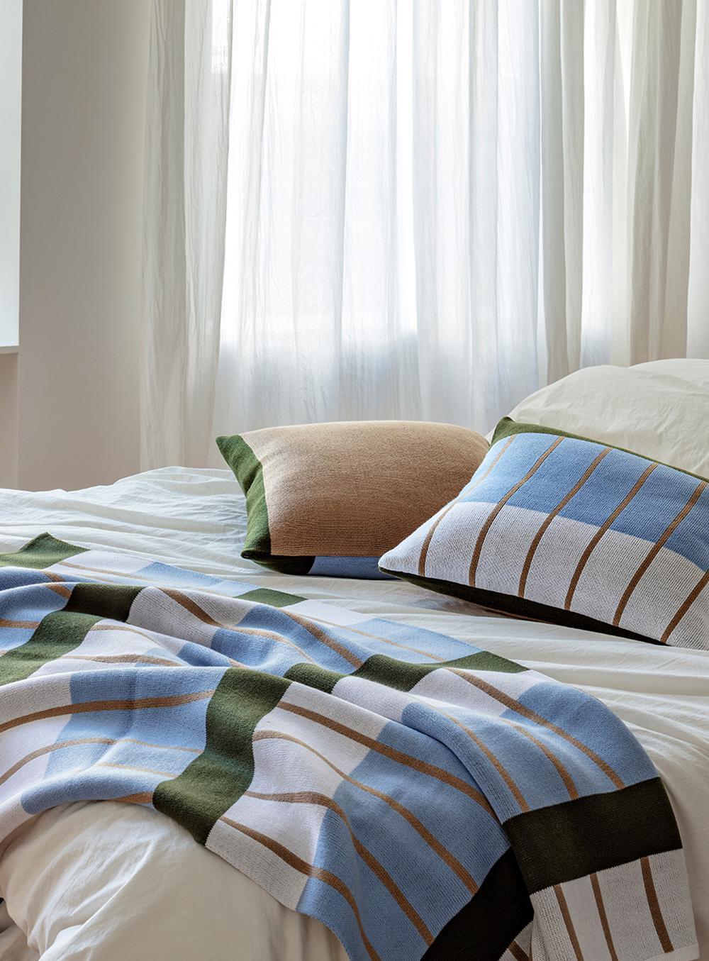 Grid Blanket