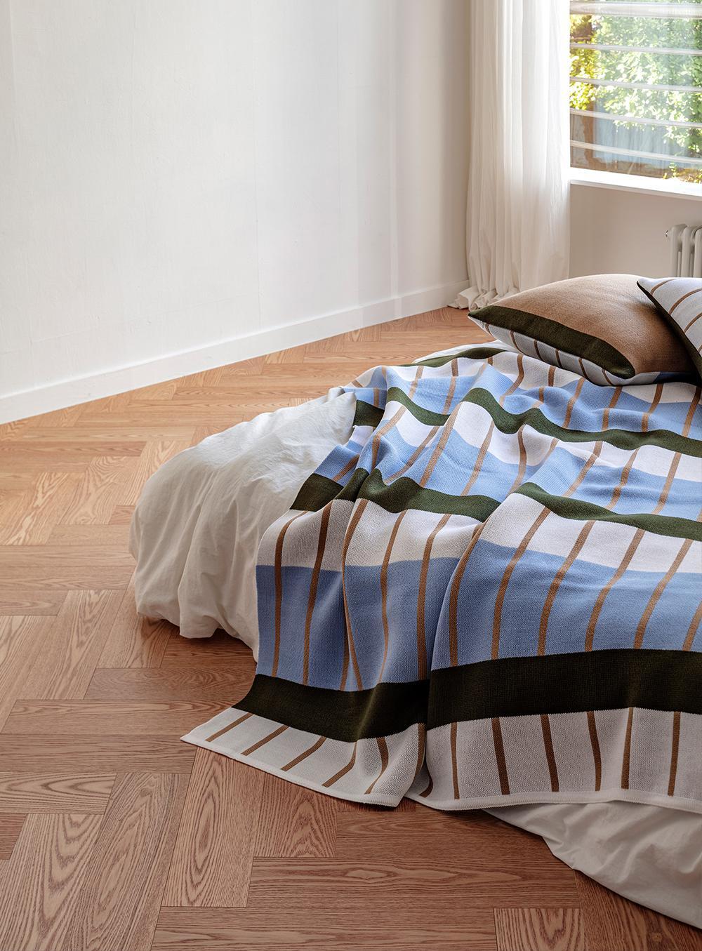 Grid Blanket