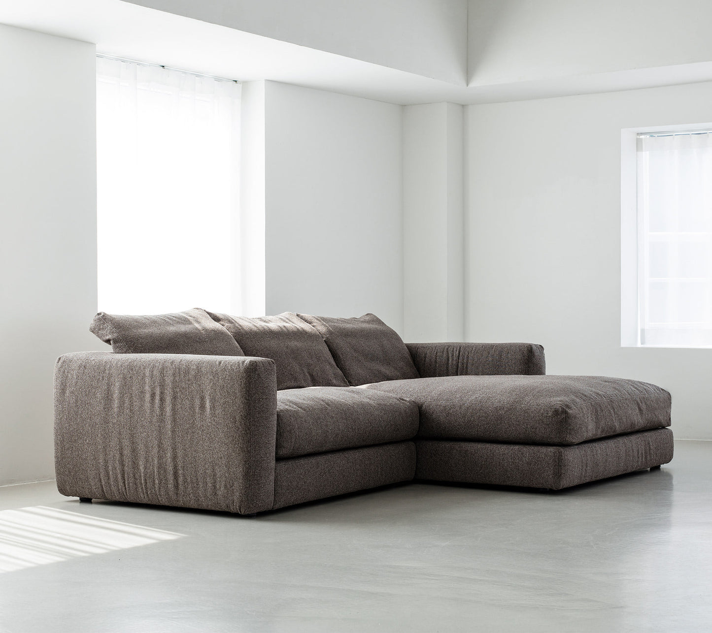 Lean Sofa