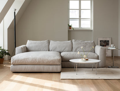 Lean Sofa