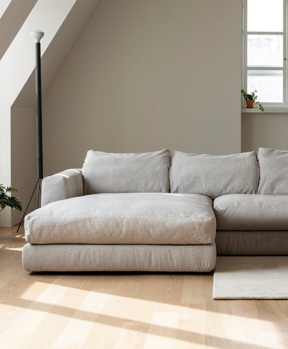 Lean Sofa