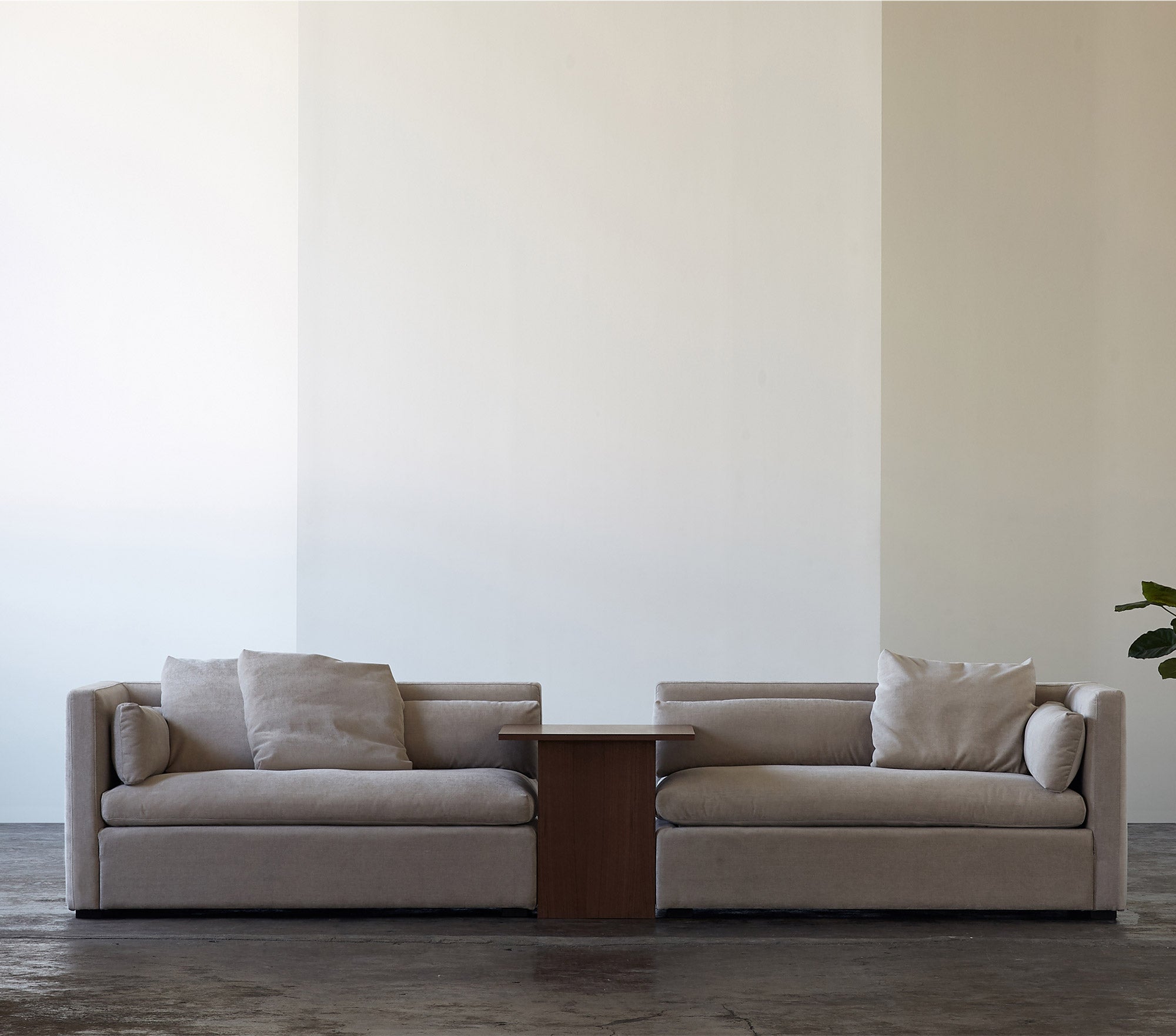 Bolson Sofa – JacksonChameleon