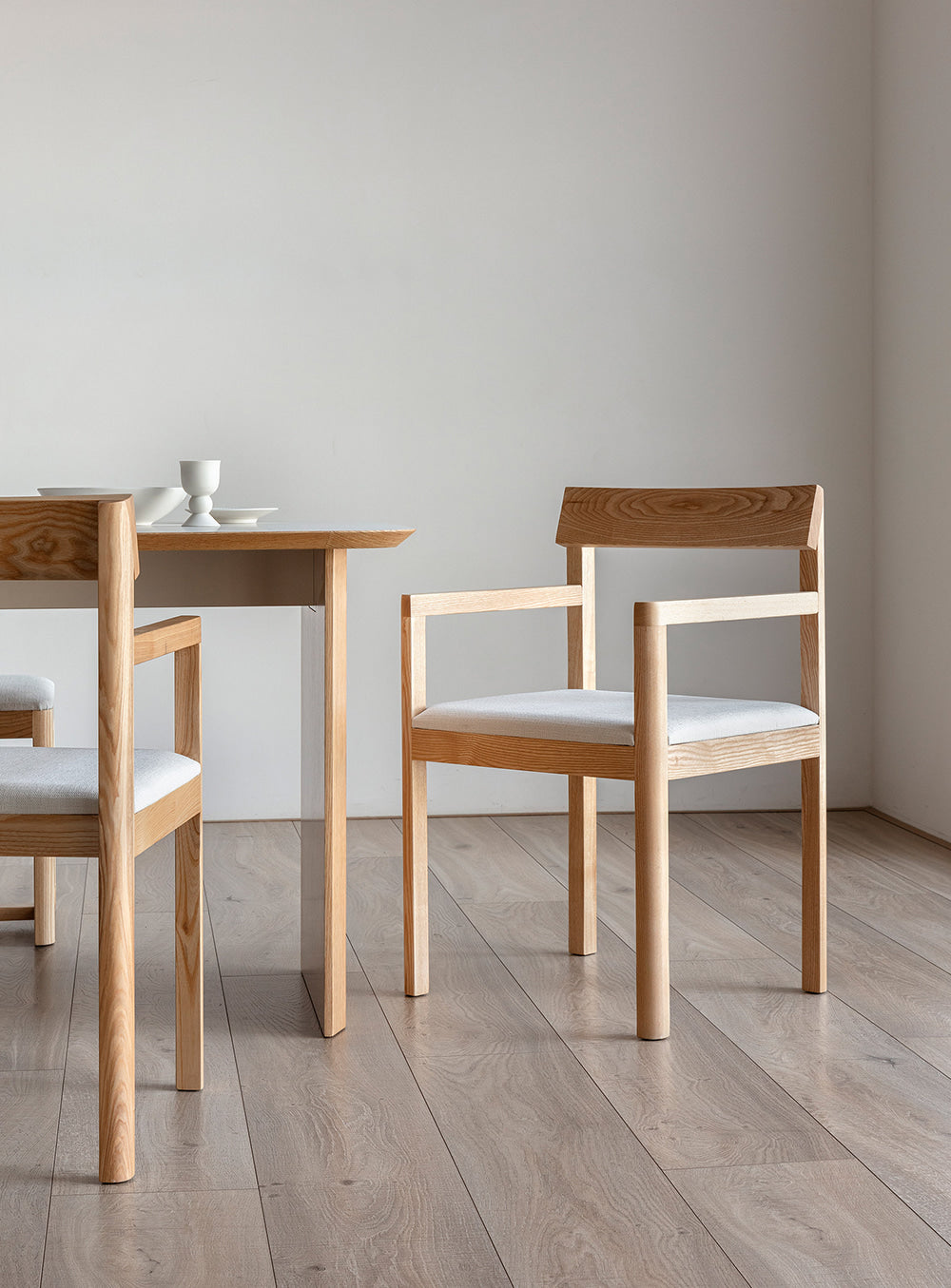 Round Arm Chair