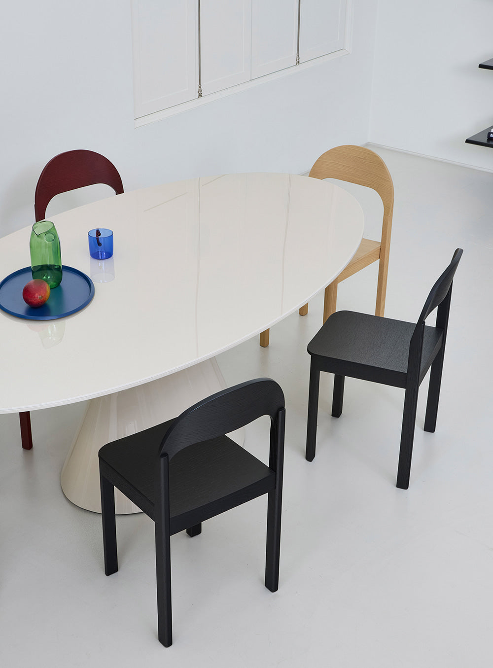 Flare Gloss Table